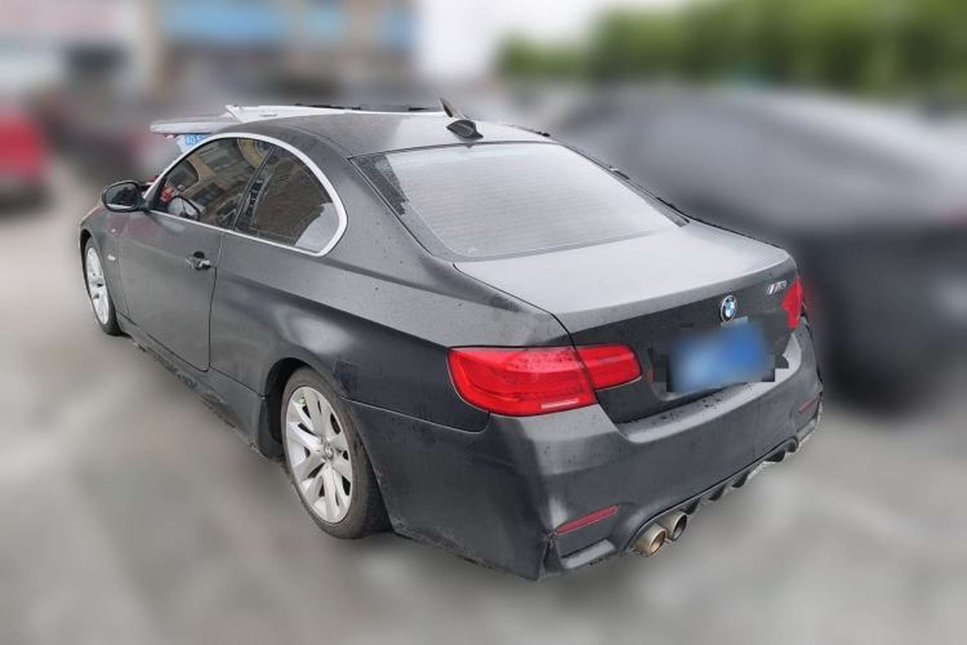 Used BMW 3 Series 2011 330i two-door coupe Rear Left 45 Deg