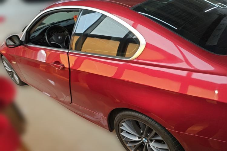 Used BMW 3 Series 2011 325i two-door coupe Rear Left 45 Deg