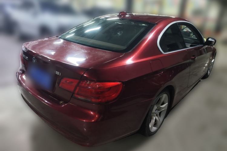 Used BMW 3 Series 2011 325i two-door coupe Rear Right 45 Deg