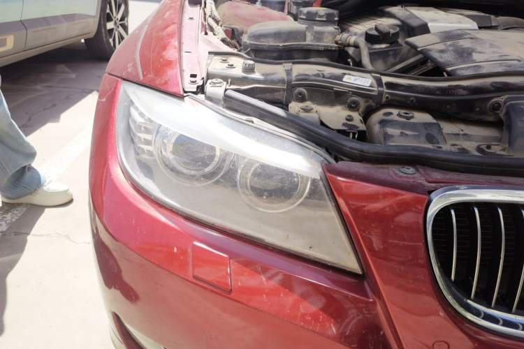 Used BMW 3 Series 2011 320i Luxury Edition Right Front Headlight