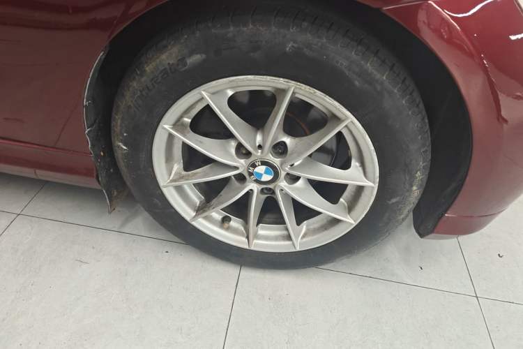 Used BMW 3 Series 2011 318i Leading Model Right Front Wheel Hub