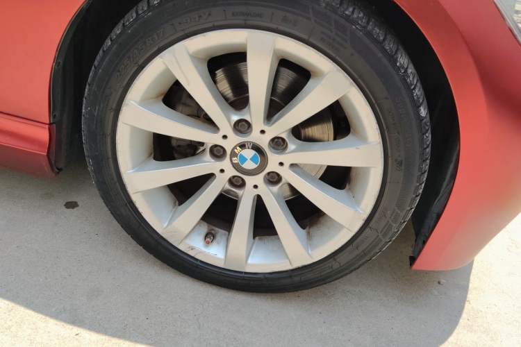 Used BMW 3 Series 2011 325i Sport Edition Right Front Wheel Hub