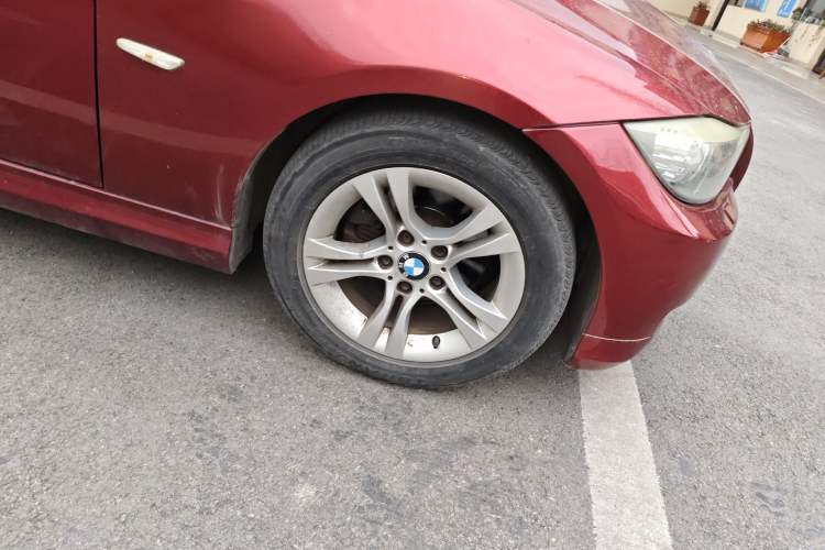 Used BMW 3 Series 2011 318i Leading Model Right Front Wheel Hub