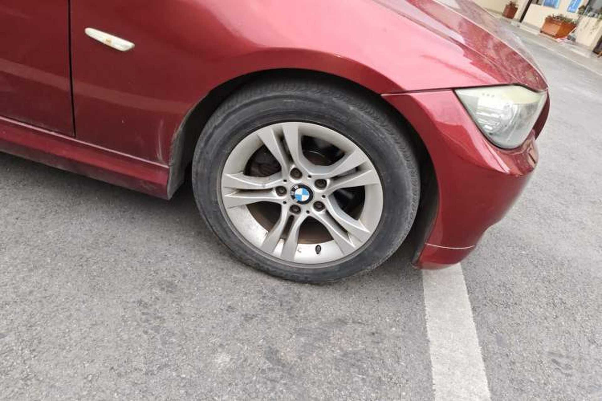 Used BMW 3 Series 2011 318i Leading Model Right Front Wheel Hub