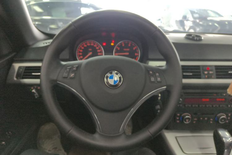 Used BMW 3 Series 2011 320i Convertible Coupe Steering Wheel