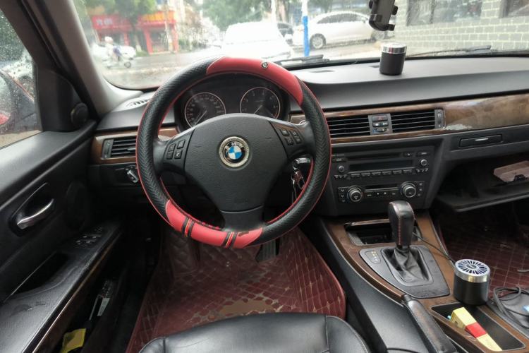Used BMW 3 Series 2011 320i Sport Edition Steering Wheel