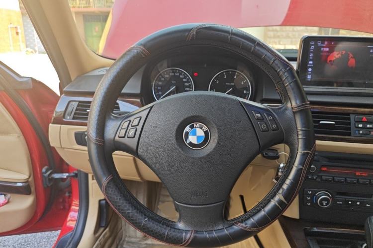 Used BMW 3 Series 2011 320i Sport Edition Steering Wheel