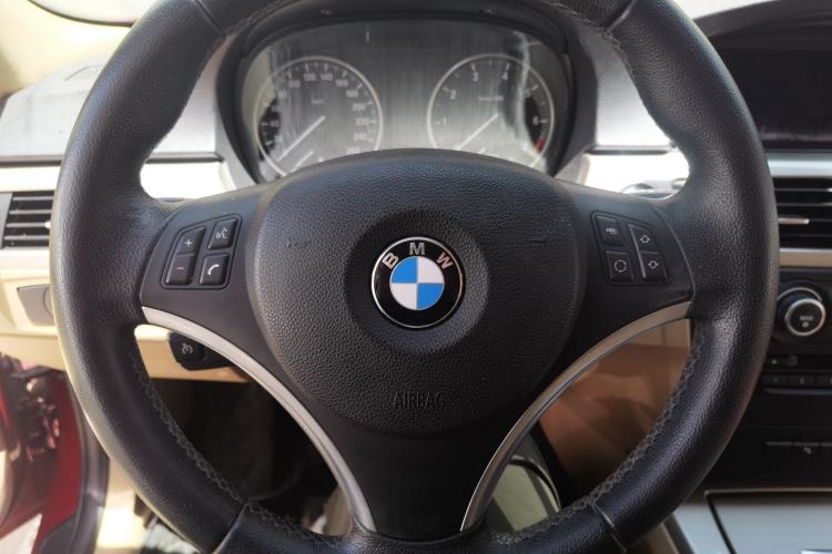 Used BMW 3 Series 2011 320i Luxury Edition Steering Wheel