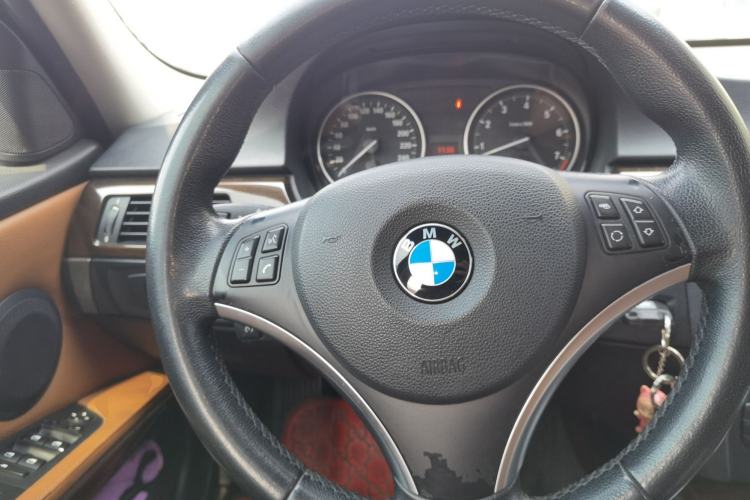 Used BMW 3 Series 2011 325i Sport Edition Steering Wheel