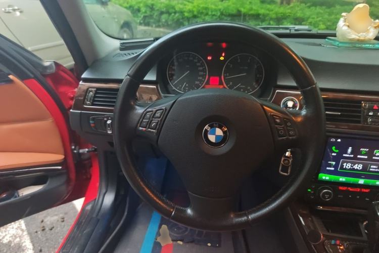 Used BMW 3 Series 2011 320i Sport Edition Steering Wheel