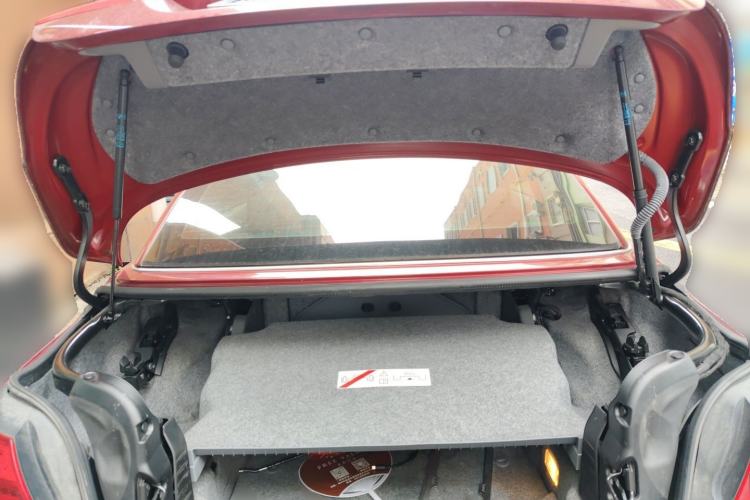 Used BMW 3 Series 2011 320i Convertible Coupe Trunk