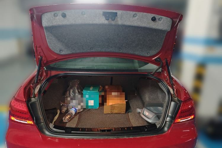 Used BMW 3 Series 2011 335i two-door coupe Trunk