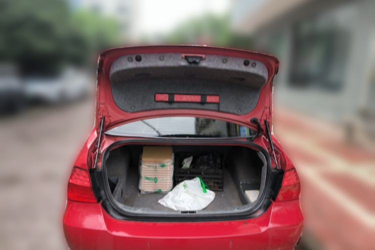 Used BMW 3 Series 2011 320i Sport Edition Trunk