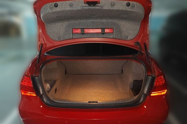 Used BMW 3 Series 2011 320i Sport Edition Trunk