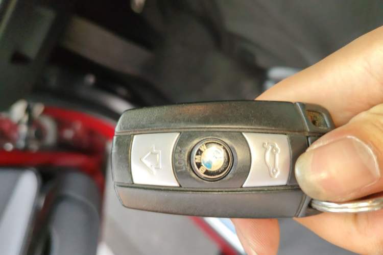 Used BMW 3 Series 2011 320i Convertible Coupe Vehicle Key