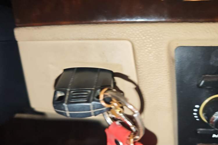 Used BMW 3 Series 2011 320i Sport Edition Vehicle Key