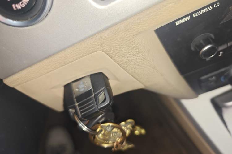 Used BMW 3 Series 2011 318i Leading Model Vehicle Key