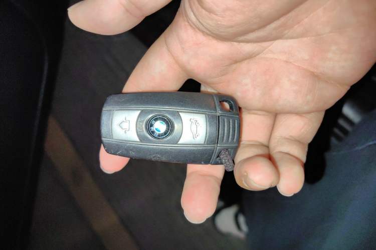 Used BMW 3 Series 2011 320i Coupe Vehicle Key