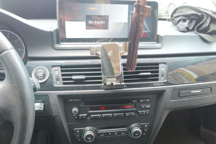 Used BMW 3 Series 2011 318i Leading Model Audio And AC Panel