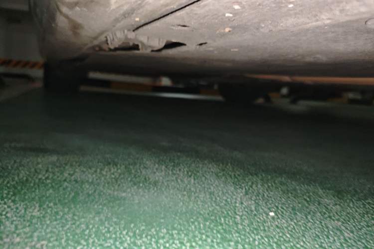 Used BMW 3 Series 2011 330i two-door coupe Chassis Front Right