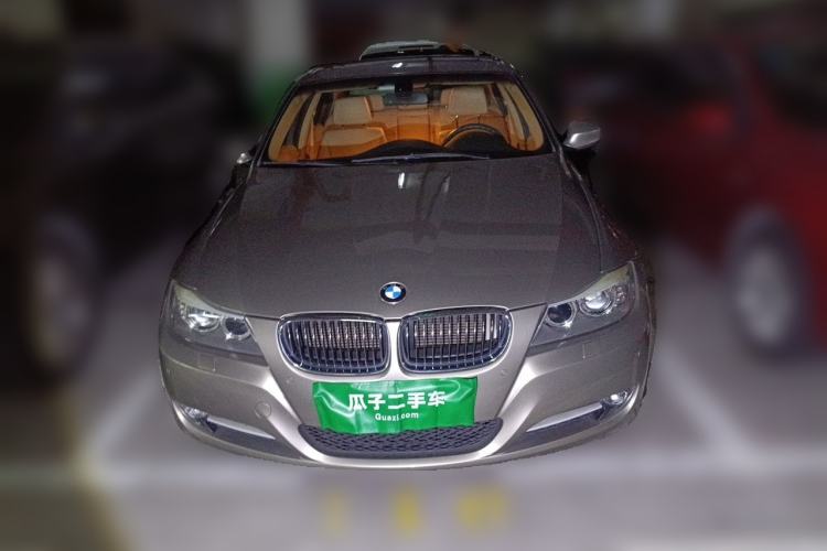 Used BMW 3 Series 2011 320i Luxury Edition Front