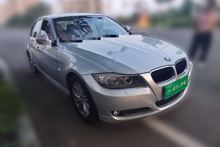 Used BMW 3 Series 2011 320i Sport Edition Front Right 45 Deg