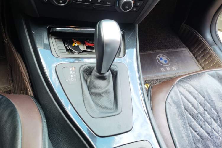 Used BMW 3 Series 2011 318i Leading Model Gear Lever