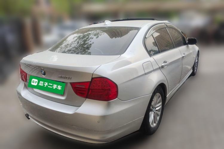 Used BMW 3 Series 2011 320i Sport Edition Rear Right 45 Deg