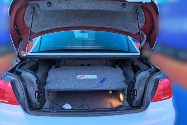 Used BMW 3 Series 2011 320i Convertible Coupe Trunk
