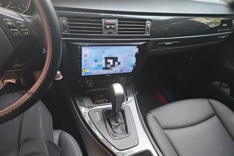 Used BMW 3 Series 2011 320i Sport Edition Audio And AC Panel