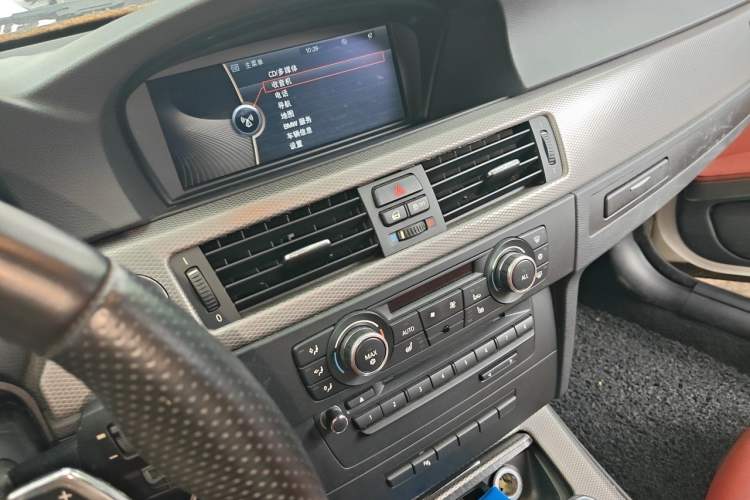 Used BMW 3 Series 2011 335i Convertible Coupe Audio And AC Panel
