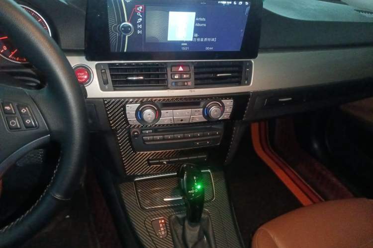 Used BMW 3 Series 2011 320i Luxury Edition Audio And AC Panel