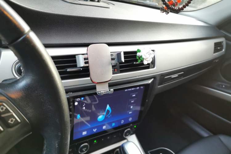 Used BMW 3 Series 2011 318i Leading Model Audio And AC Panel