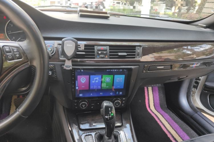 Used BMW 3 Series 2011 320i Convertible Coupe Audio And AC Panel
