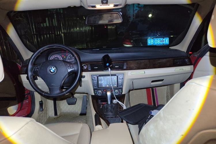 Used BMW 3 Series 2011 320i Sport Edition Center Console