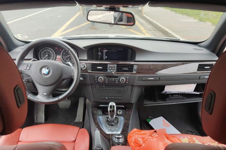 Used BMW 3 Series 2011 335i Convertible Coupe Center Console