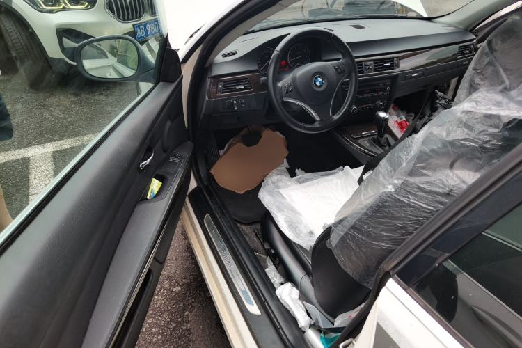 Used BMW 3 Series 2011 320i Coupe Driver Seat