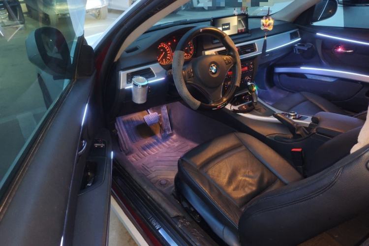 Used BMW 3 Series 2011 320i Coupe Driver Seat