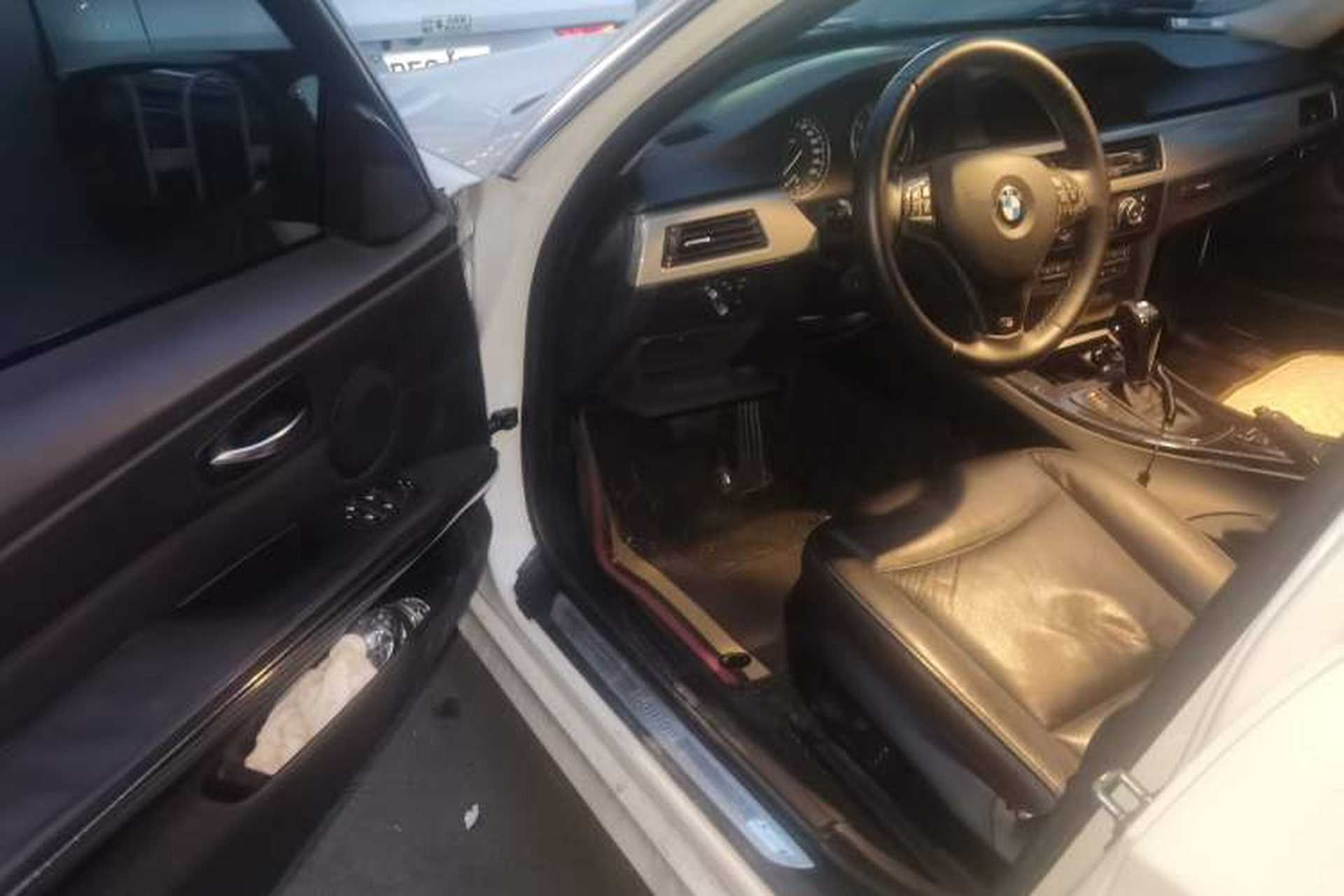 Used BMW 3 Series 2011 320i Sport Edition Driver Seat