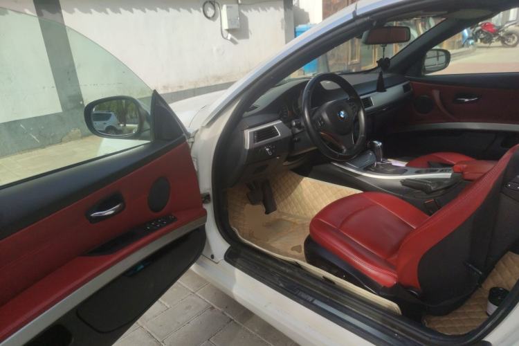 Used BMW 3 Series 2011 320i Convertible Coupe Driver Seat