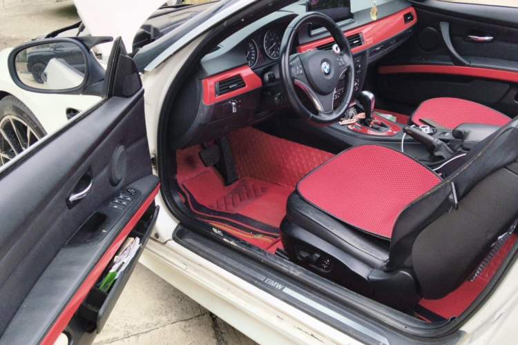 Used BMW 3 Series 2011 325i Convertible Coupe Driver Seat