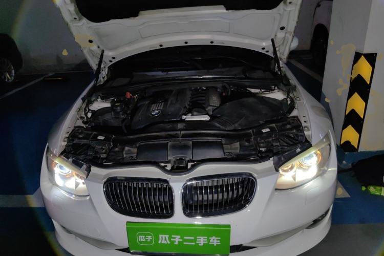 Used BMW 3 Series 2011 325i Convertible Coupe Engine Bay