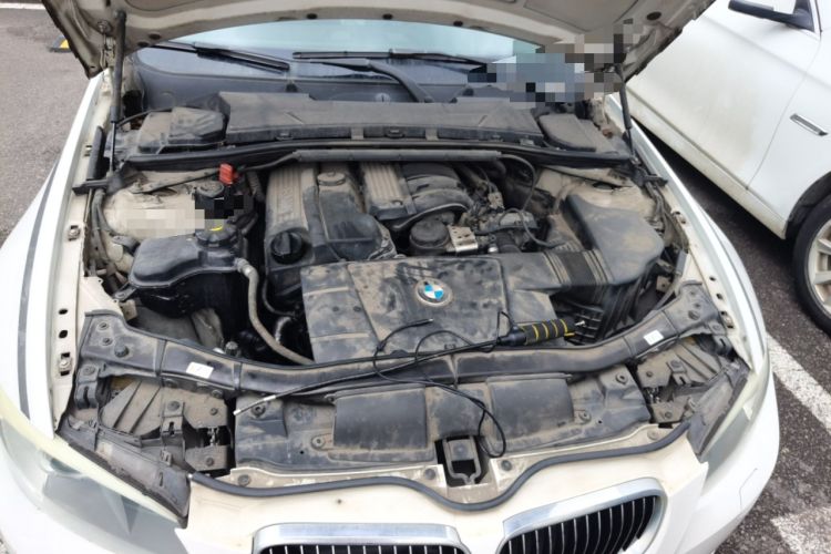 Used BMW 3 Series 2011 320i Coupe Engine Bay