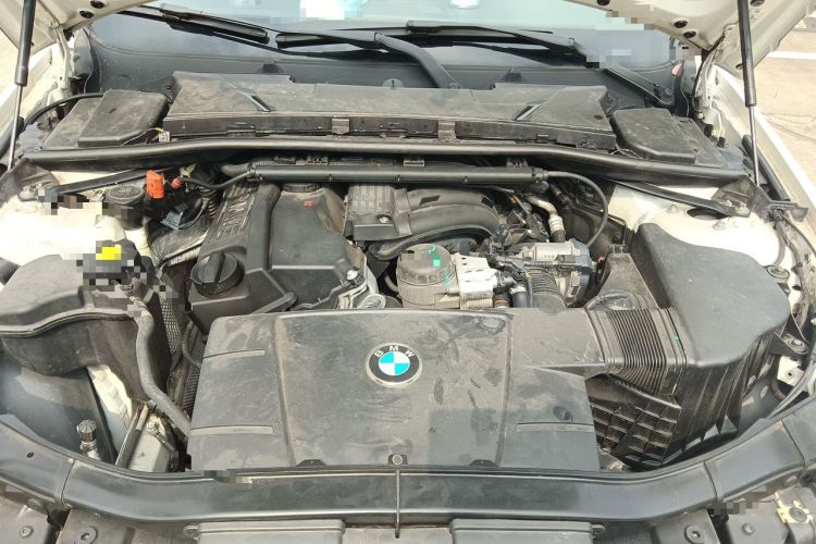 Used BMW 3 Series 2011 320i Sport Edition Engine Bay