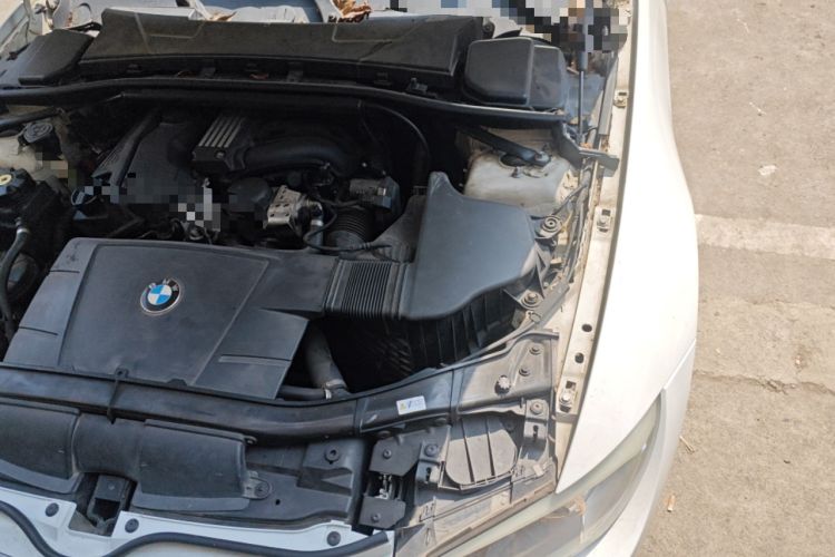 Used BMW 3 Series 2011 320i Coupe Engine Bay Left