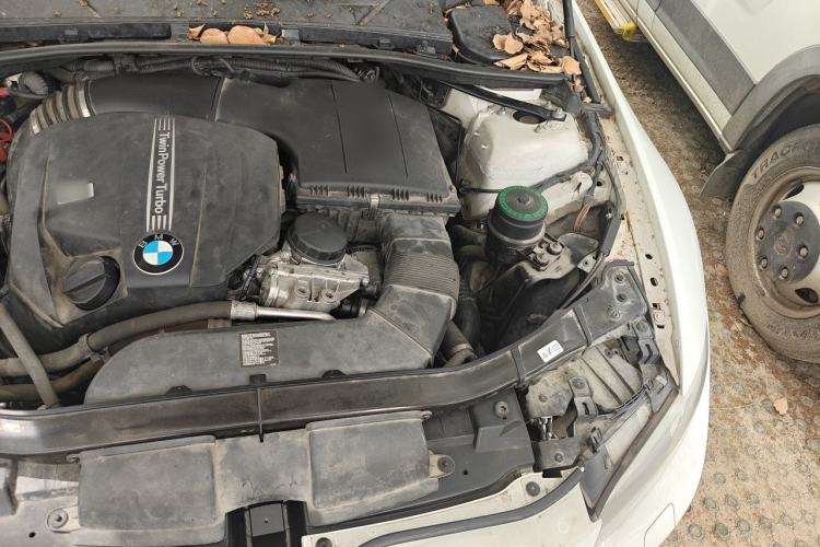 Used BMW 3 Series 2011 335i Convertible Coupe Engine Bay Left