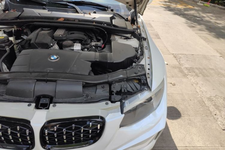 Used BMW 3 Series 2011 320i Convertible Coupe Engine Bay Left