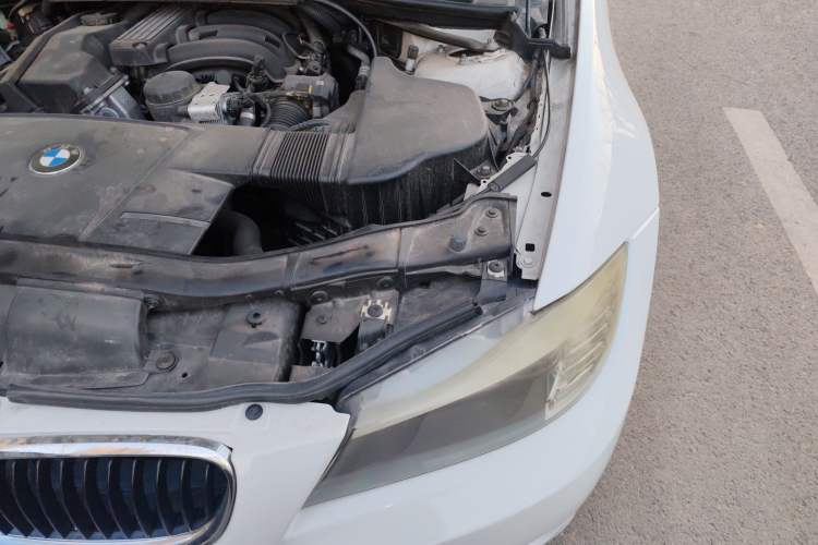 Used BMW 3 Series 2011 318i Leading Model Engine Bay Left