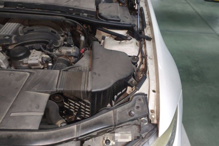 Used BMW 3 Series 2011 318i Leading Model Engine Bay Left