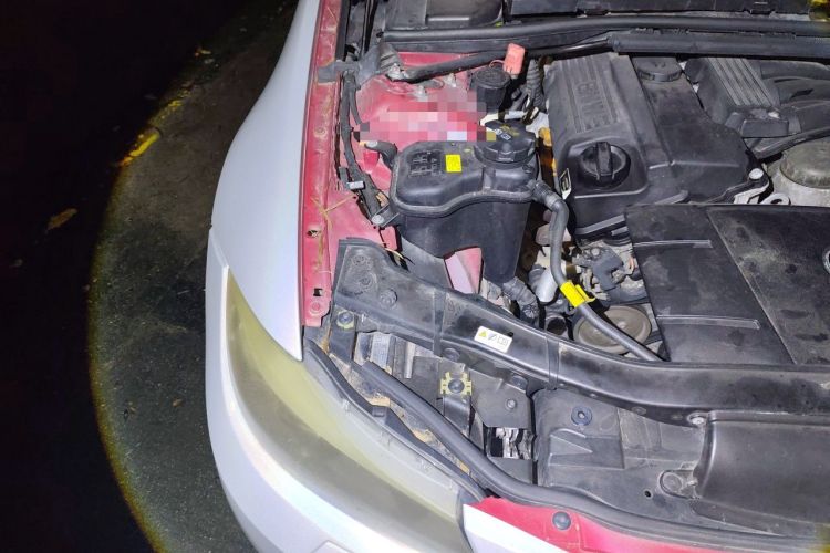 Used BMW 3 Series 2011 320i Sport Edition Engine Bay Right